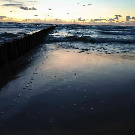 Letniskowy W Trzesaczu 펜션 *