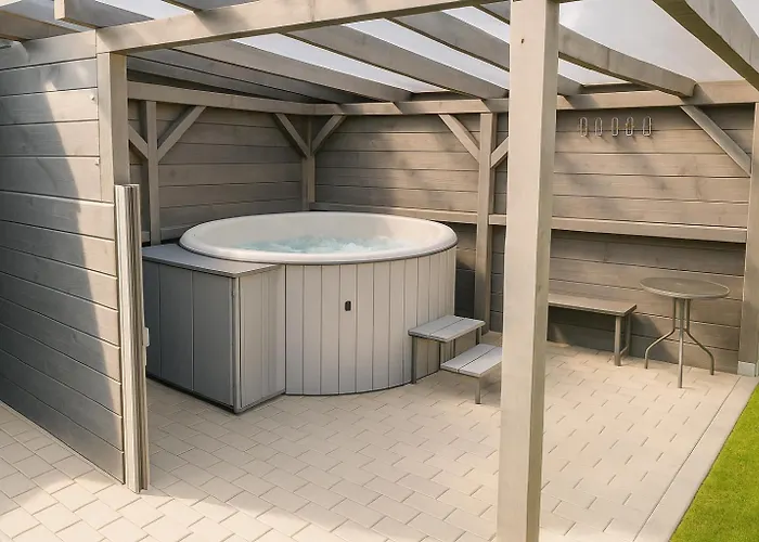 Letniskowy W Trzesaczu * טרצ'סאץ'